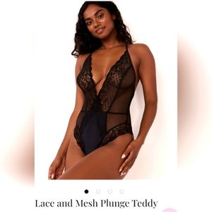 La Vie En Rose Mesh Teddy
